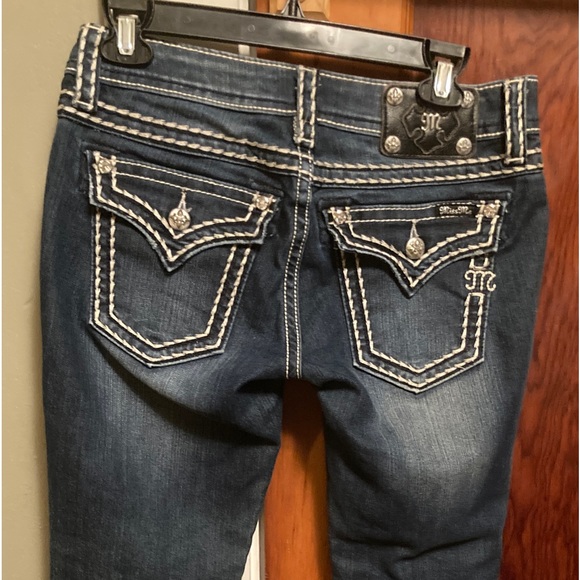 SOLD...Miss Me Jeans.. - Picture 3 of 9